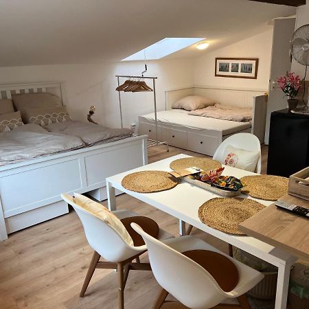 Ferienwohnung Landleben Fuer 2-3 Personen Едесхайм Екстериор снимка