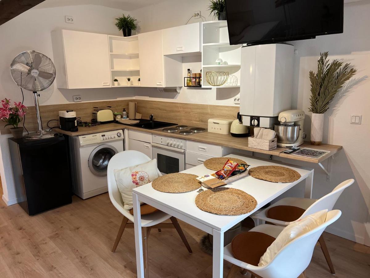 Ferienwohnung Landleben Fuer 2-3 Personen Едесхайм Екстериор снимка
